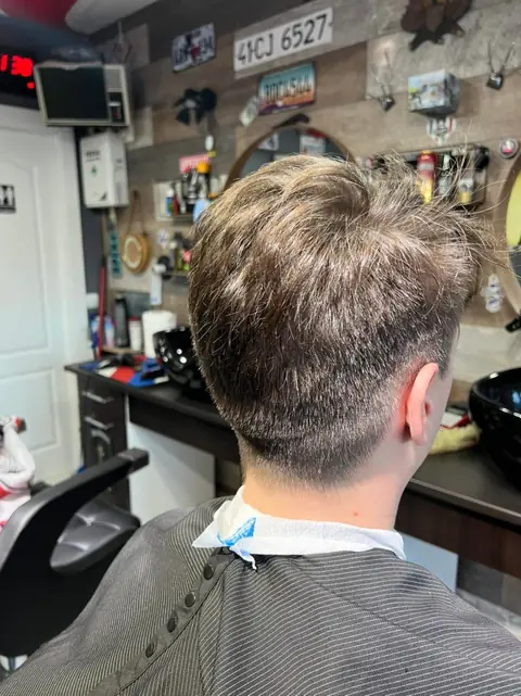 Lucrare Five Stars Barbershop Gherla — fotografie 125
