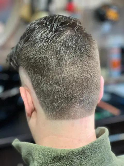 Lucrare Five Stars Barbershop Gherla — fotografie 123