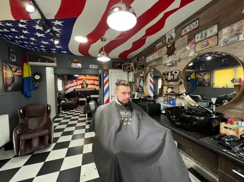 Lucrare Five Stars Barbershop Gherla — fotografie 107