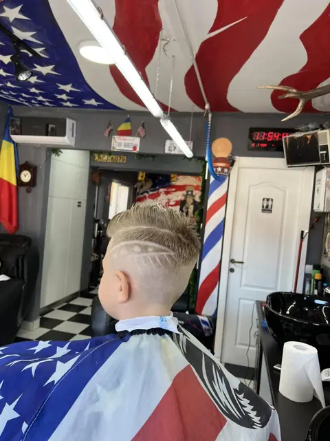 Lucrare Five Stars Barbershop Gherla — fotografie 90