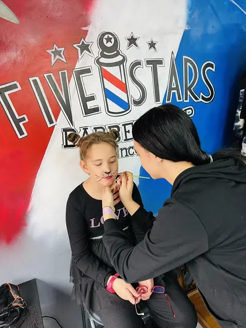 Lucrare Five Stars Barbershop Gherla — fotografie 74