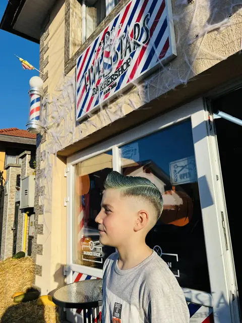 Lucrare Five Stars Barbershop Gherla — fotografie 53