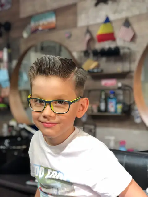 Lucrare Five Stars Barbershop Gherla — fotografie 223