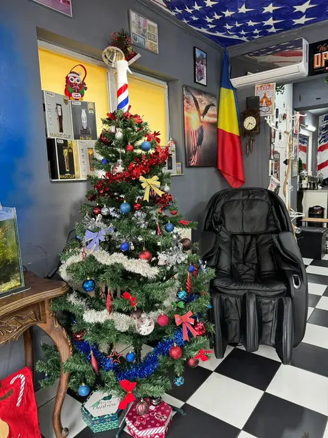 Lucrare Five Stars Barbershop Gherla — fotografie 18