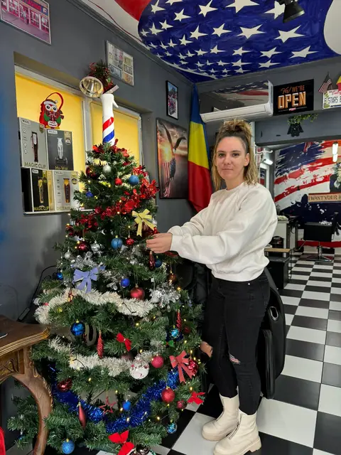 Lucrare Five Stars Barbershop Gherla — fotografie 22