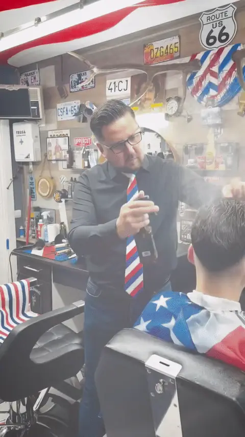Lucrare Five Stars Barbershop Gherla — video 32