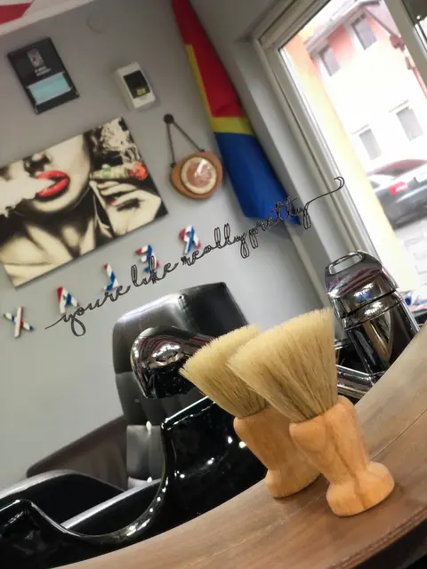 Lucrare Five Stars Barbershop Gherla — fotografie 209