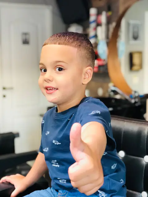 Lucrare Five Stars Barbershop Gherla — fotografie 176