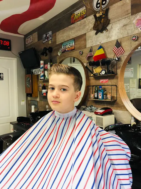 Lucrare Five Stars Barbershop Gherla — fotografie 169